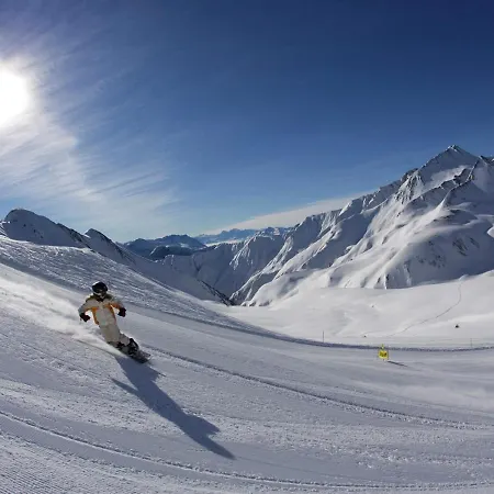 Charming Apartment In Fiss At Ski Bus Stop Apartment *